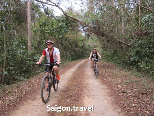 cycling cat tien national park